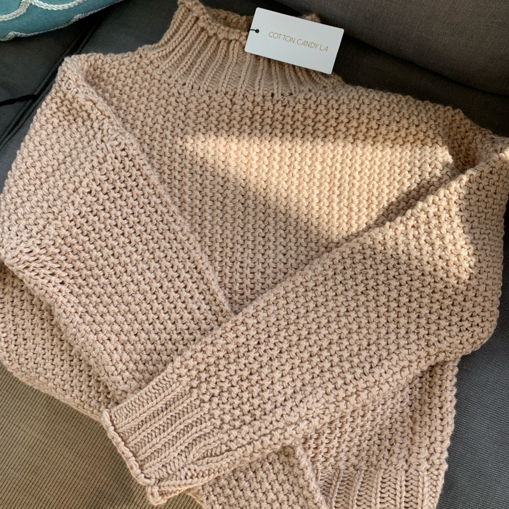 NWT Cotton Candy LA sweater